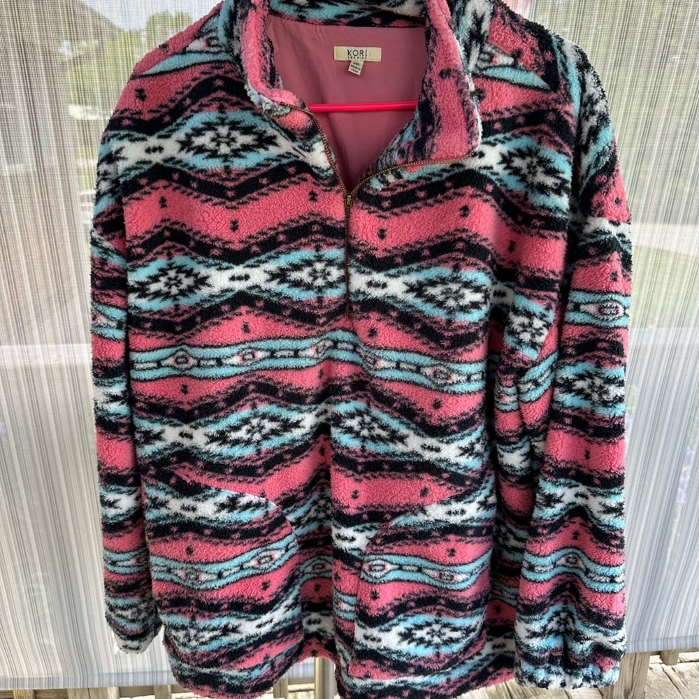 Kori Vibrant Fleece Pullover
